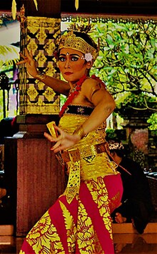 Tari Panji Semirang. (Dok. Wikipedia)