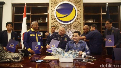 Terima Surat Nekomendasi NasDem, Bakal Calon Kepada Daerah Ini Semringah