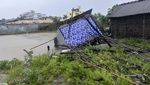 Topan Remal Picu Banjir di India