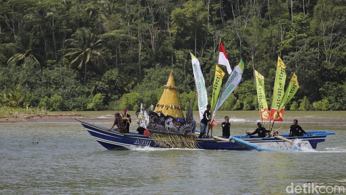 Upacara adat Longkangan