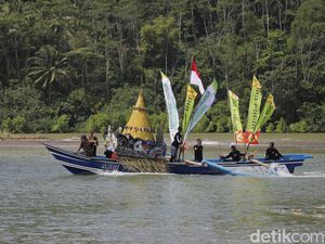 Cara Nelayan Trenggalek Syukuri Anugerah Hidup Lewat Labuh Laut Longkangan