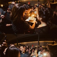 Afgan baru saja berulang tahun yang ke-35 pada 27 Mei. Di hari ulang tahunnya itu Afgan mendapat kejutan spesial dari para kerabat dekatnya, salah satunya Rossa. Rossa tampak hadir dan menjadi pembawa kue ulang tahun untuk Afgan. Foto: Instagram/@afgan__