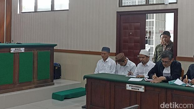 Ahli bahasa dihadirkan sebagai saksi dalam sidang perkara konten tukar pasangan Gus Samsudin.