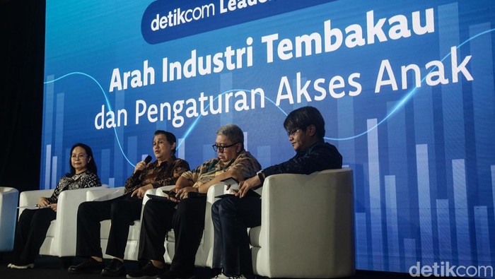 detikcom Leaders Forum kembali hadir pada Rabu 29 Mei 2024. Kali ini detikcom Leaders Forum mengangkat tema Arah Industri Tembakau dan Pengaturan Akses Anak.