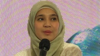 Dhini Aminarti Tunjukkan Pentingnya Girl's Power