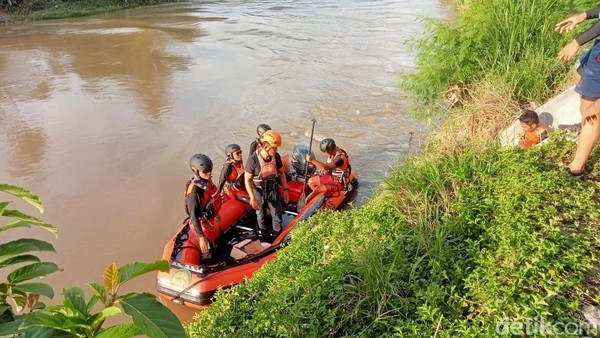 Wanita Lansia di Gorontalo Hilang Diduga Terseret Arus Sungai, Tim SAR Cari