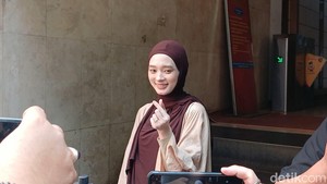 Pesan Inara Rusli tentang tumbuh tanpa harus sempurna langsung menarik perhatian banyak orang di media sosial. Foto: Febri/detikHOT 