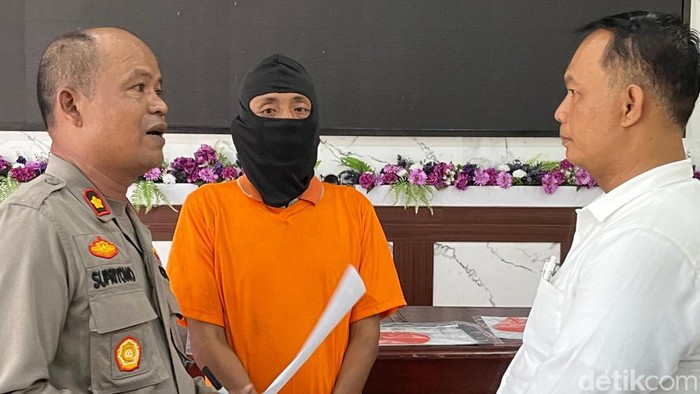 Kades di Jombang yang tipu temannya, warga Kota Mojokerto hingga rugi Rp 865 juta.