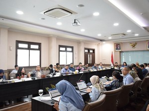 Marak Produk Impor, KPPU Tekankan Pentingnya Upaya Proteksi Produk Lokal