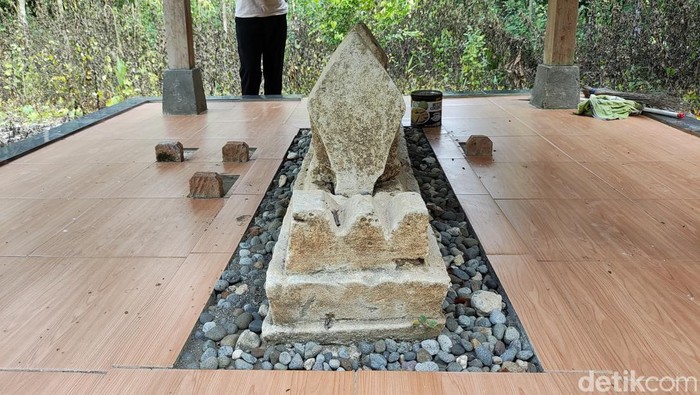 Makam Ki Wonokesonggo yang terletak di belakang Balai Padukuhan Kedungwanglu, Kapanewon Playen, Kabupaten Gunungkidul, dipotret Rabu (29/5/2024).