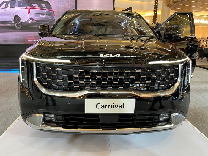 New Kia Carnival New Kia Carnival