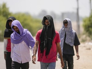 Suhu Panas Mendidih Melanda India, Lebih dari 50 Orang Tewas Akibat Heatstroke