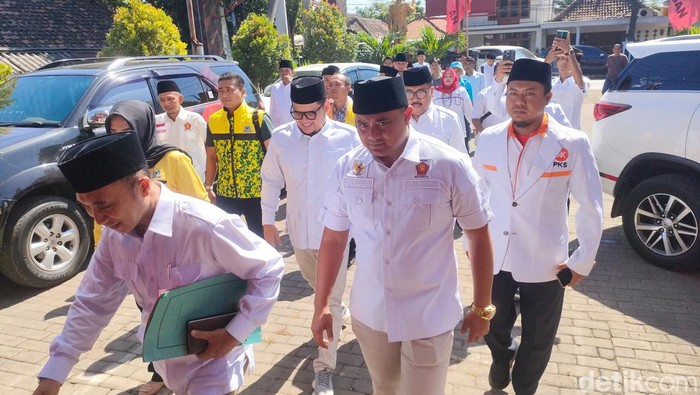 Perwakilan parpol daftarkan Gus Haris sebagai Bacabup Probolinggo ke PDIP