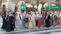 Terakhir, sejumlah jemaah haji asal Maroko bertolak ke Rudah untuk melakukan ziarah ke makam Rasulullah SAW.