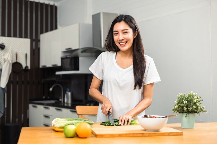 Pro Kontra Emak-emak, Tim Masak Lauk atau Beli Lauk?