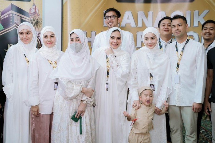 Raffi Ahmad bersama keluarga akan menjalankan ibadah haji.