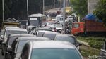 Ada Wisuda, Lalin Lebak Bulus-Ciputat Macet Parah