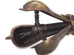 Alat Penyiksaan Mengerikan, Bukti Kejamnya Manusia Zaman Dulu