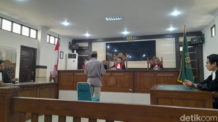 Andi alias Black divonis penjara seumur hidup atas kasus pembunuhan bos roti maros dan putranya. Andi Audia Faiza Nazli Irfan/detikSulsel