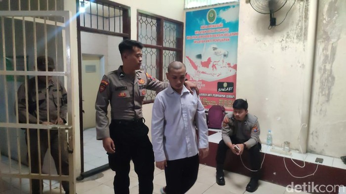 Begal payudara Mojokerto