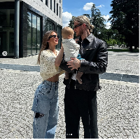 Loris Karius dan Diletta Leotta telah menjalin hubungan cinta sejak 2022. Dari hubungan asmara tanpa pernikahan itu keduanya telah dikaruniai seorang anak perempuan. Foto: Instagram