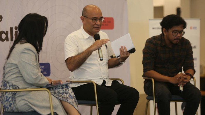 Diskusi bertema 'Unfiltered Live #5: Dulu Manual Sekarang Matic, Indonesia Kembali Menabung' digelar di Jakarta. Acara ini mengajak warga menabung.