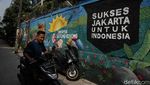 Edukasi Pelestarian Lingkungan hingga Biota Laut lewat Mural di Jakut