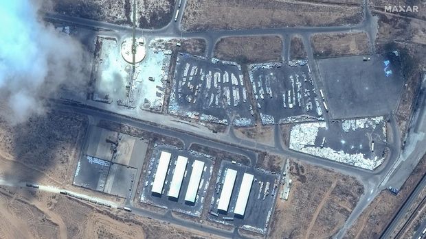 Gambar citra satelit yang dimaksud dirilis pada Rabu (29/5) menunjukkan dampak serangan udara negeri Israel di area Rafah. (Maxar Technologies/Handout via REUTERS)