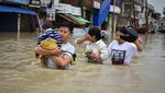 India Diterjang Banjir Bandang Imbas Topan Remal