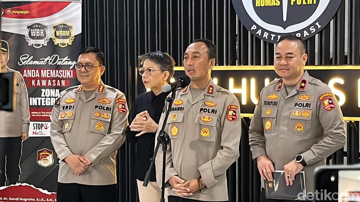 Kepala Divisi Humas Polri Irjen Sandi Nugroho. (Kurniawan/detikcom)