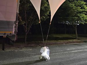 Korea Utara Kirim Balon Udara Berisi Tinja Bikin Korea Selatan Murka