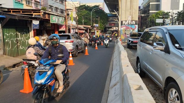 Macet di Ciledug, Jakarta