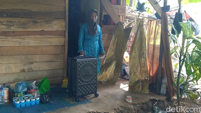 Mak Sombret ditemui di rumahnya Dukuh Mbalong, Desa Kulu, Kecamatan Karanganyar, Kabupaten Pekalongan, Kamis (30/5/2024).