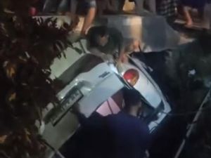 Rombongan Pengantar Calon Jemaah Haji Kecelakaan di Barru, 6 Orang Luka