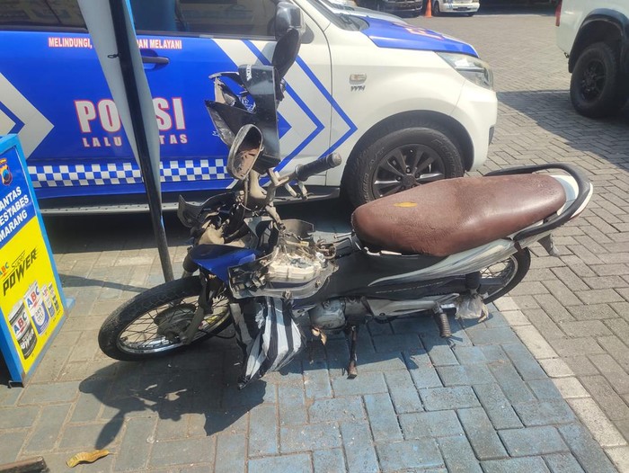 Motor yang ditemukan bersama mayat seorang pria di selokan tepi Jalan urip Sumoharjo, Kota Semarang, Kamis (30/5/2024) pagi.