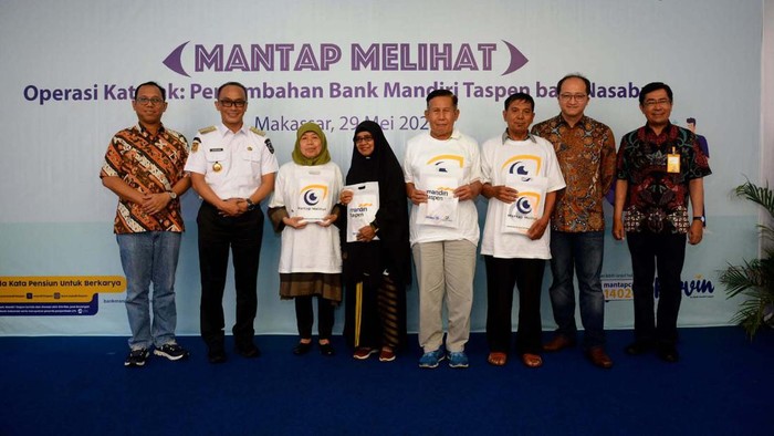 Memperingati Hari Lansia Nasional, digelar operasi katarak bertajuk Mantap Melihat. Program ini ditujukan bagi nasabah dan keluarga nasabah Bank Mandiri Taspen.
