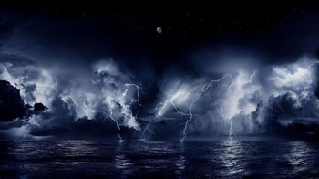 Hati-hati kalau ingin main ke Venezuela, karena disana ada Sunga Catatumbo yang disambar petir hingga 280 kali per jam pada 260 malam setiap tahunnya. Fenomena ini pun disebut Relampago del Catatumbo (Petir Catatumbo). (Foto: Internet)