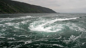 Moskstraumen yang biasa terjadi di Laut Norwegia ini disebut-sebut sebagai salah satu pusaran air terkuat di dunia. (Foto: Internet)