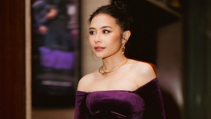 Prilly Latuconsina Prilly Latuconsina