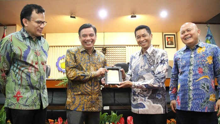 BTN dan ITS bekerjasama untuk pemanfaatan Produk dan Layanan Jasa Perbankan bagi seluruh civitas akademik ITS. Seperti apa?
