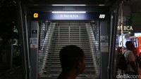 Tampak suasana Stasiun MRT Blok M, Kamis (30/5/2024) malam. 