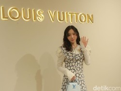 Surprise! Taeyeon SNSD ke Indonesia Hadiri Pembukaan Butik Louis Vuitton