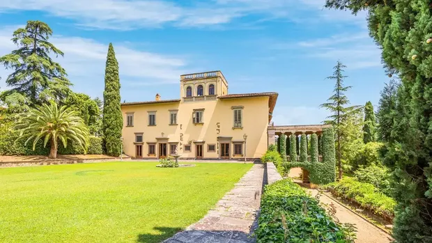 Villa Medieval Abad ke-14 di Eropa yang Dijual Rp 210 M