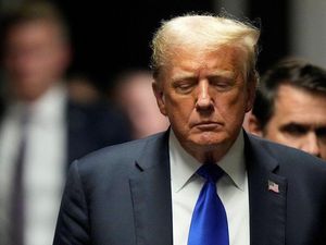 Berstatus Terpidana, Masih Bisakah Trump Nyapres?