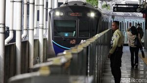 Besi Proyek Dievakuasi, MRT Kembali Beroperasi Hari Ini
