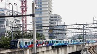 MRT Jakarta kembali beroperasi pada Jumat (31/5/2024) atau sehari setelah besi proyek gedung Kejagung masuk ke jalur pada Kamis (30/5/2024) pukul 16.40 WIB. Besi sudah dievakuasi pada kemarin malam.