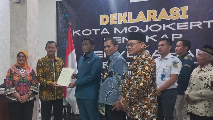 Deklarasi Kota Mojokerto sebagai Kota Lengkap tahun 2024.