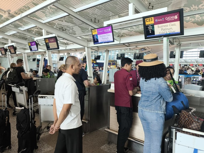 JHM dideportasi gegara nyaru jadi investor, Rabu (29/5/2024). (Dok Humas Kanwil KemenkumHAM Bali).