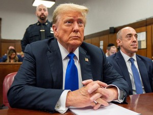 Jaksa Banding Usai Hakim Tolak Puluhan Dakwaan Kasus Dokumen Rahasia Trump