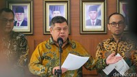 Presiden Joko Widodo (Jokowi) telah menyetujui 9 nama Panitia Seleksi (Pansel) KPK. Mereka berasal dari unsur akademisi, kementerian, hingga masyarakat sipil.